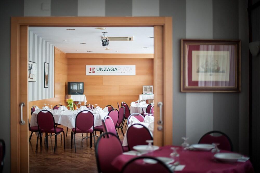 Hotel Unzaga Plaza Éibar Exteriér fotografie