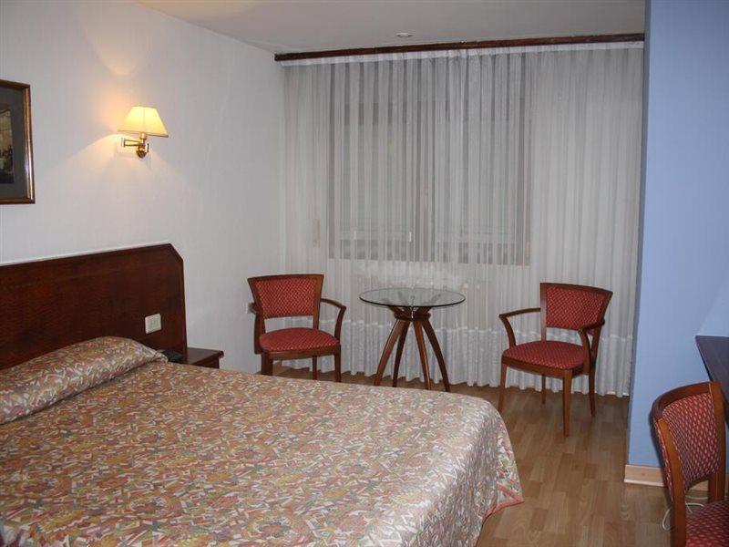 Hotel Unzaga Plaza Éibar Exteriér fotografie