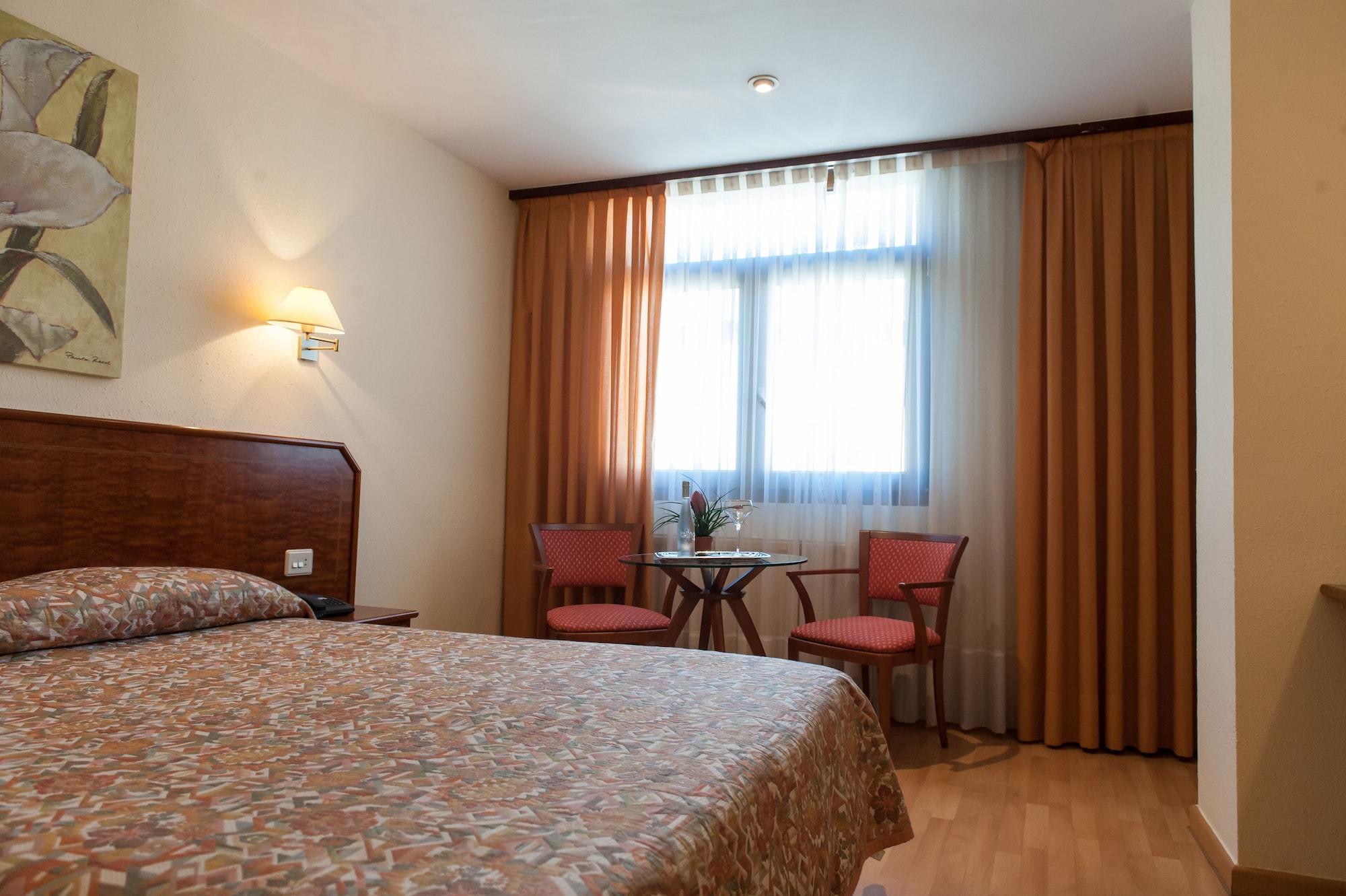 Hotel Unzaga Plaza Éibar Exteriér fotografie
