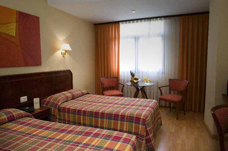 Hotel Unzaga Plaza Éibar Exteriér fotografie