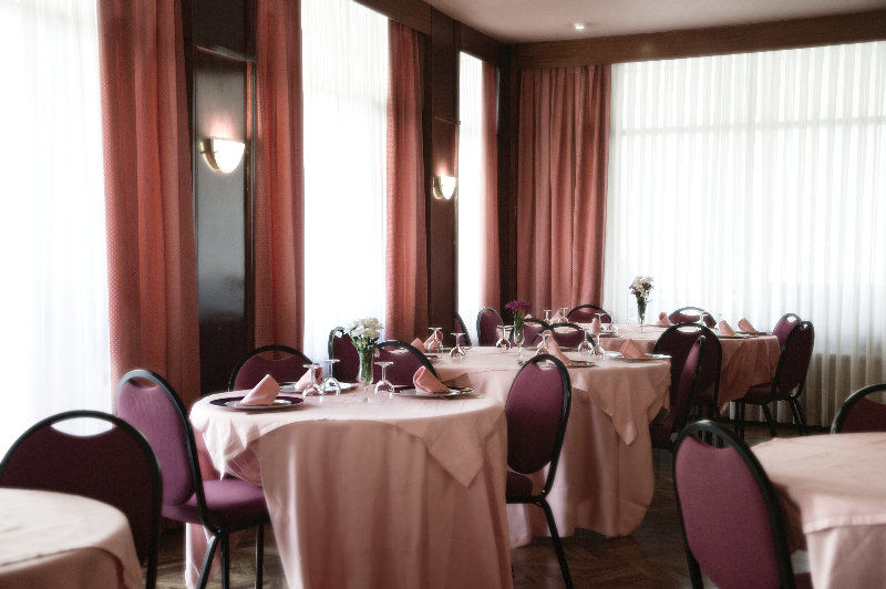 Hotel Unzaga Plaza Éibar Restaurace fotografie